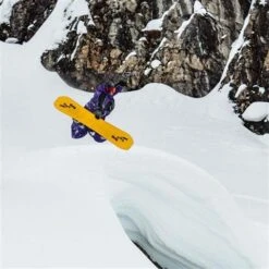 YES Snowboards Men's Jackpot Snowboard -Ski Gear Cheap fw22 23 jackpot high res yes. 22 23 snowboard y.23.snm .jac