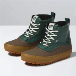 Vans Men's Standard Mid Snow MTE Boots 10 Vans Men's Standard Mid Snow MTE Boots -Ski Gear Cheap fw22 van vn0a5jhz jungle gum
