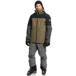 Quiksilver Men's Mission Plus Jacket -Ski Gear Cheap fw23 quiksilver mensmissionplusjacket grapeleaf 2