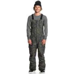 Quiksilver Men's Utility Bib -Ski Gear Cheap fw23 quiksilver mensutilitybib trueblackfadeoutcamo 1